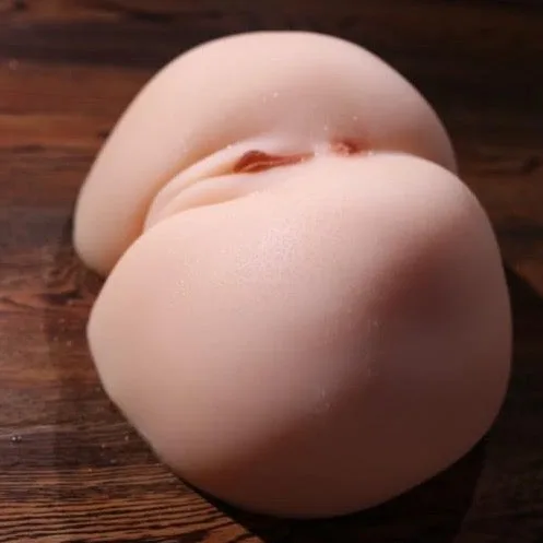 Julia's Ass - 26 years old — product photo 6